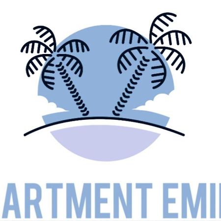 Apartment Emily Slatine Esterno foto