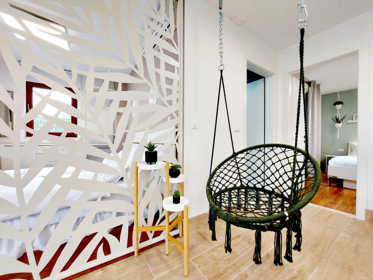Apartment Emily Slatine Esterno foto